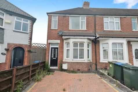 37 Elgar Road, Courthouse Green... 2 bed end of terrace house for sale