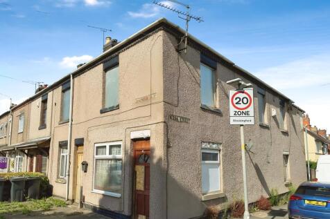 4 bedroom flat for sale