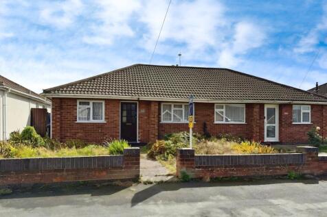 68 Robert Road, Exhall, Coventry... 2 bed semi