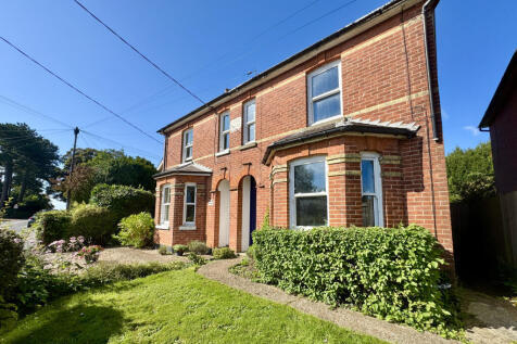 Stone Street, Lympne, Hythe, Kent 3 bed semi
