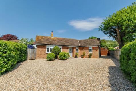 Grebe Crescent, Hythe, Kent 3 bed bungalow for sale