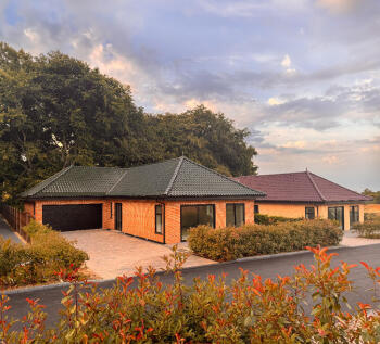 2 bedroom detached bungalow for sale