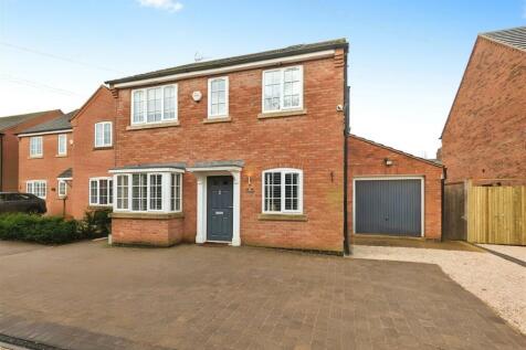 5 bedroom detached house for sale