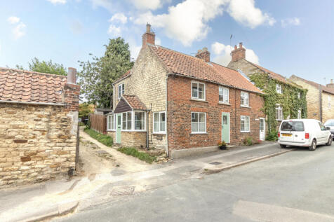 2 bedroom cottage for sale