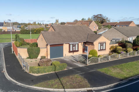 3 bedroom detached bungalow for sale