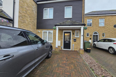 McCudden Mews, Kemsley... 3 bed end of terrace house for sale