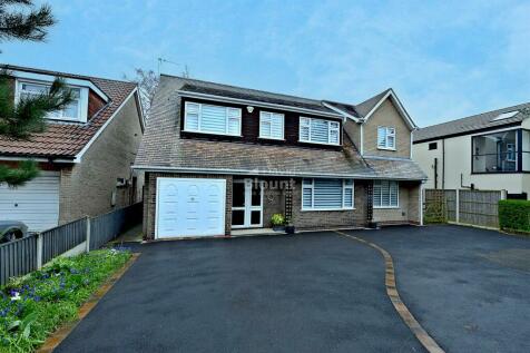 5 bedroom detached house for sale