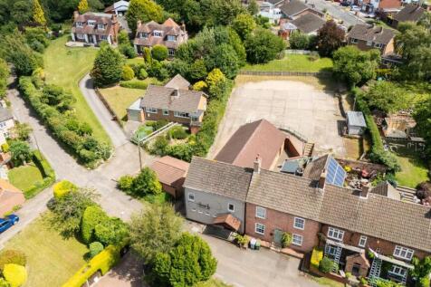 Detached house for sale