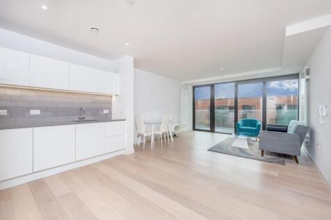 21 Admiralty Avenue, London, Greater... 1 bed apartment for sale