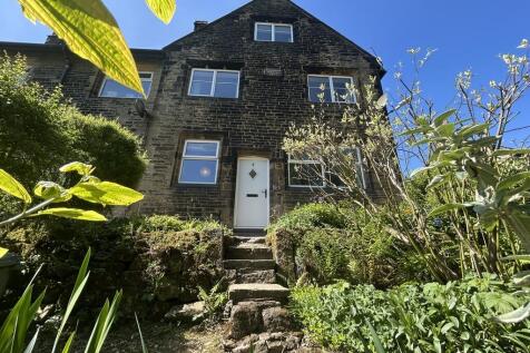 Robinwood Terrace, Todmorden 3 bed end of terrace house for sale