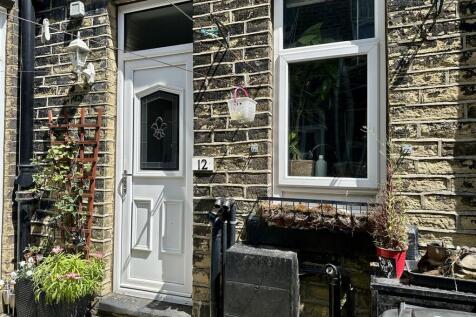 Richmond Street, Todmorden 2 bed terraced house for sale