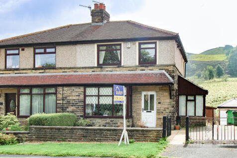 Rochdale Road, Walsden, Todmorden 3 bed semi