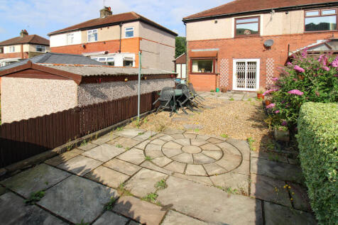 Rochdale Road, Walsden, Todmorden 3 bed semi