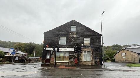 5 bedroom end of terrace house for sale