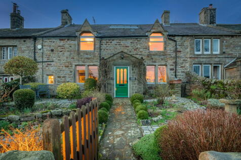 4 bedroom cottage for sale