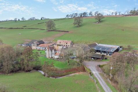 5 bedroom farm house for sale