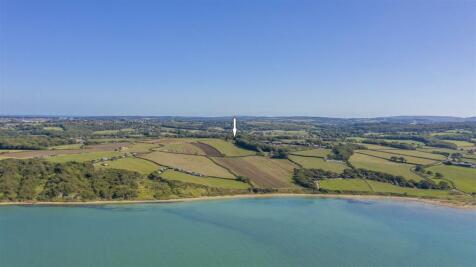 Gurnard, Isle of Wight 3 bed property with land for sale