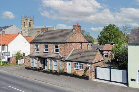 7 bedroom detached house for sale