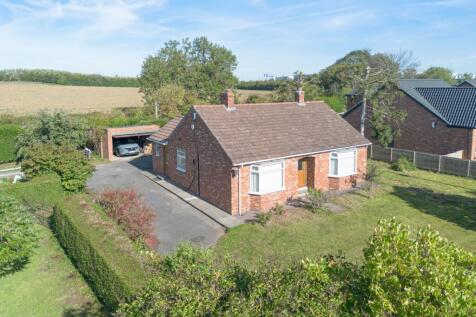 2 bedroom detached bungalow for sale