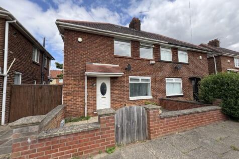 2 bedroom semi-detached house for sale