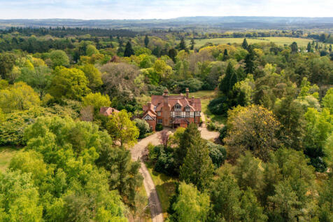 10 bedroom country house for sale