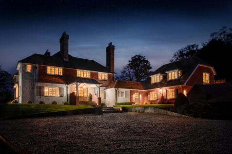 6 bedroom country house for sale