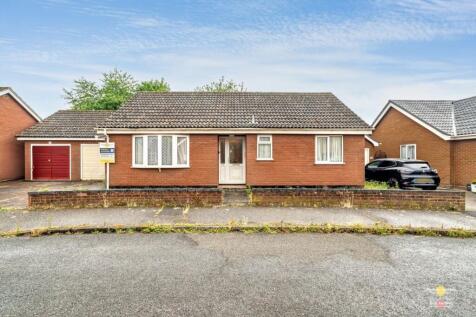 Primrose Close, Attleborough NR17 2 bed detached bungalow for sale