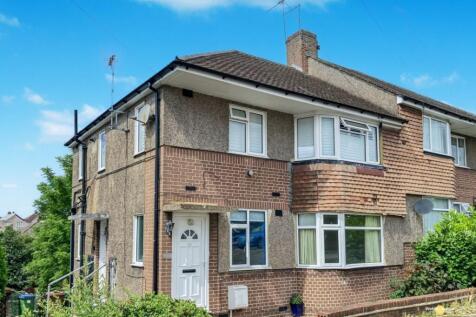 Castleton Avenue, Bexleyheath DA7 2 bed maisonette for sale