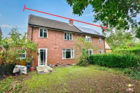 Coneygrey Spinney, Newark NG23 5 bed detached house for sale