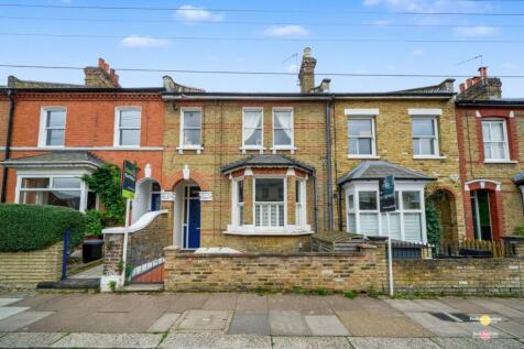 Northcote Road, Twickenham TW1 1 bed flat for sale