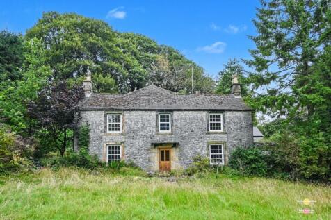 Buxton SK17 4 bed detached house for sale