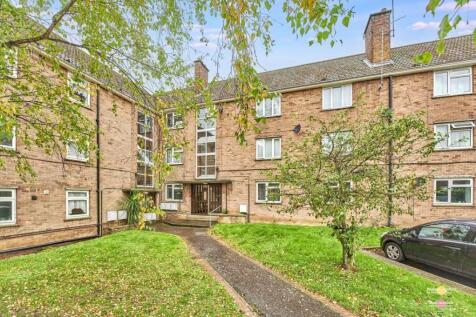 Woodhall Road, Chelmsford CM1 1 bed flat for sale