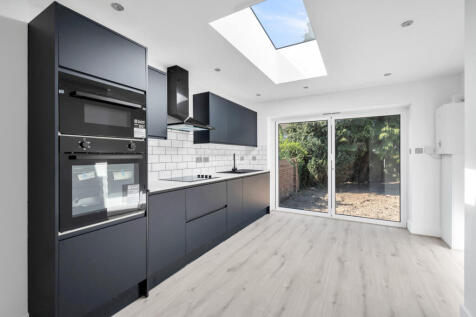 Brunswick Close, Bexleyheath, Kent, DA6 4 bed bungalow for sale