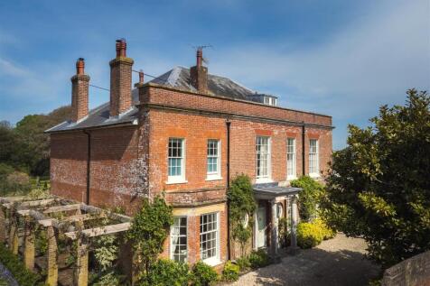 8 bedroom detached house for sale