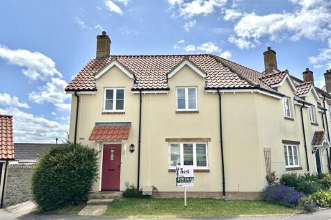 3 bedroom semi-detached house for sale