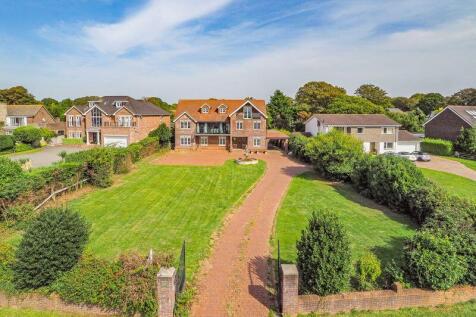 7 bedroom detached house for sale