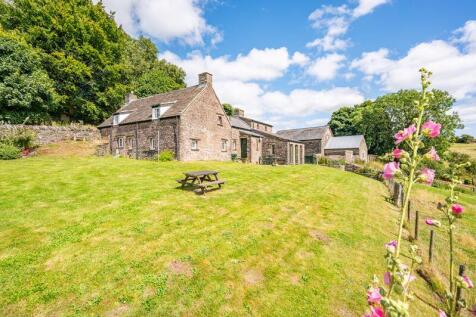 Abergavenny NP7 4 bed detached house for sale