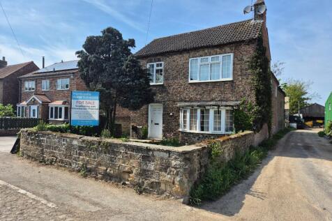 4 bedroom smallholding for sale