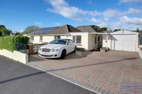 1 bedroom detached bungalow for sale