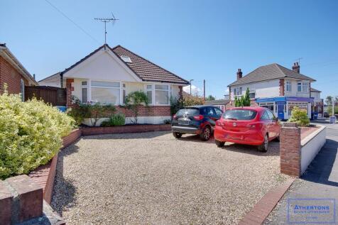 Wingfield Avenue, Oakdale, Poole 3 bed detached bungalow for sale