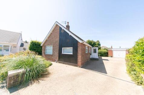 4 bedroom detached bungalow for sale