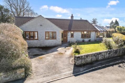 High Ham, Somerset TA10 4 bed detached bungalow for sale