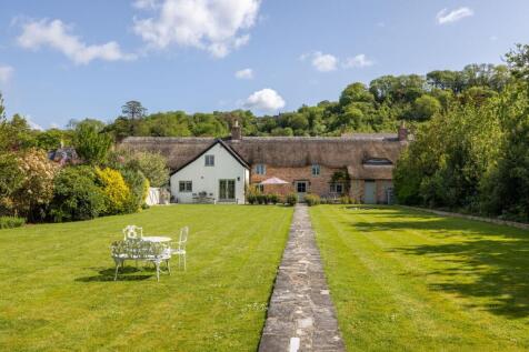 Langport TA10 5 bed detached house for sale
