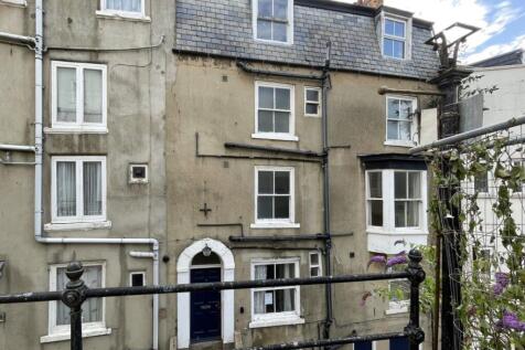 13 bedroom terraced house for sale