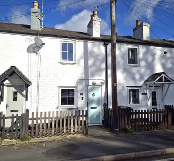 1 bedroom cottage for sale