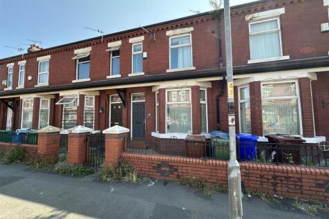 5 bedroom terraced house for sale