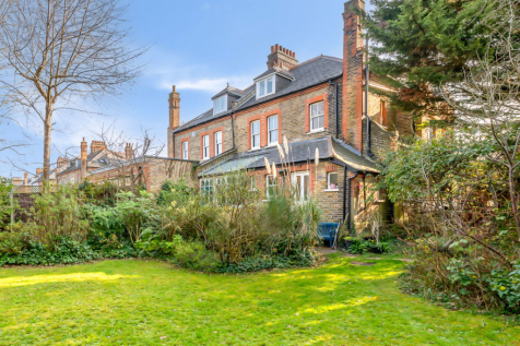 Kings Hall Road, Bromley BR3 5 bed semi