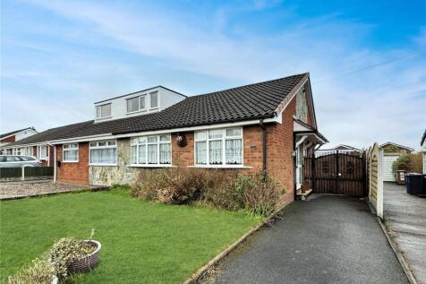 Hill Lane, Chase Terrace, Burntwood, WS7 2 bed bungalow for sale