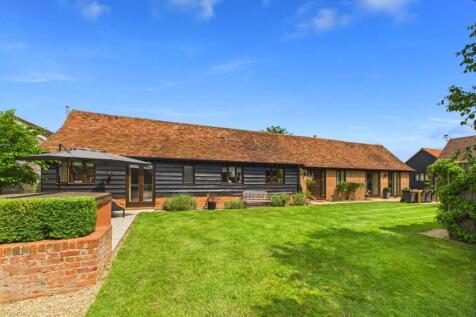 4 bedroom barn conversion for sale