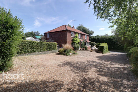 Hunstanton PE36 3 bed detached house for sale